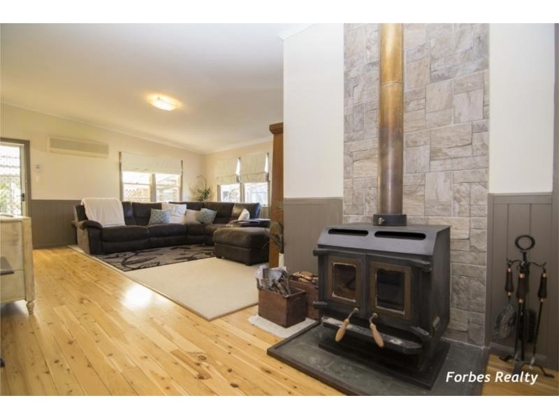 220 Blaxland Road, Dalby QLD 4405