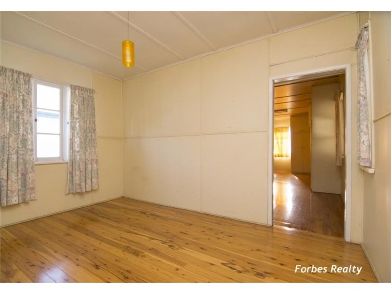 51 Palmer Street, Dalby QLD 4405