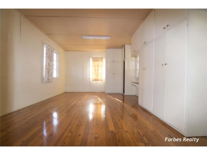 51 Palmer Street, Dalby QLD 4405