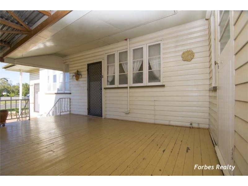 51 Palmer Street, Dalby QLD 4405