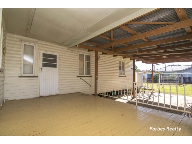51 Palmer Street, Dalby QLD 4405