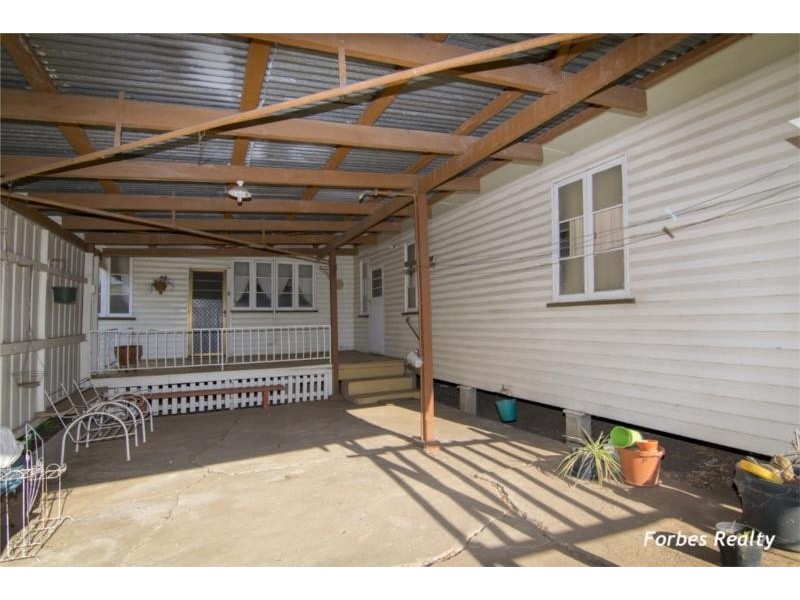 51 Palmer Street, Dalby QLD 4405