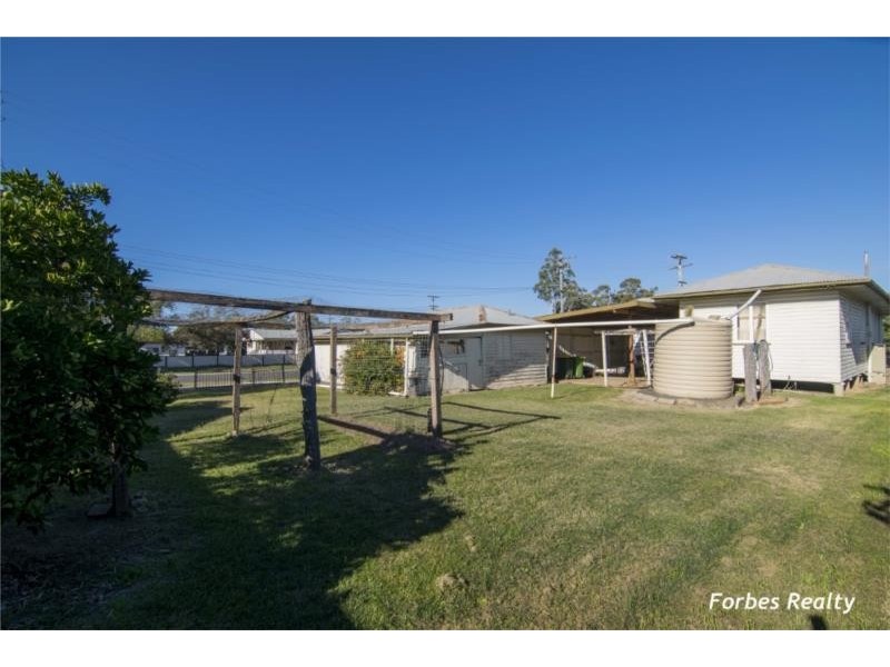 51 Palmer Street, Dalby QLD 4405
