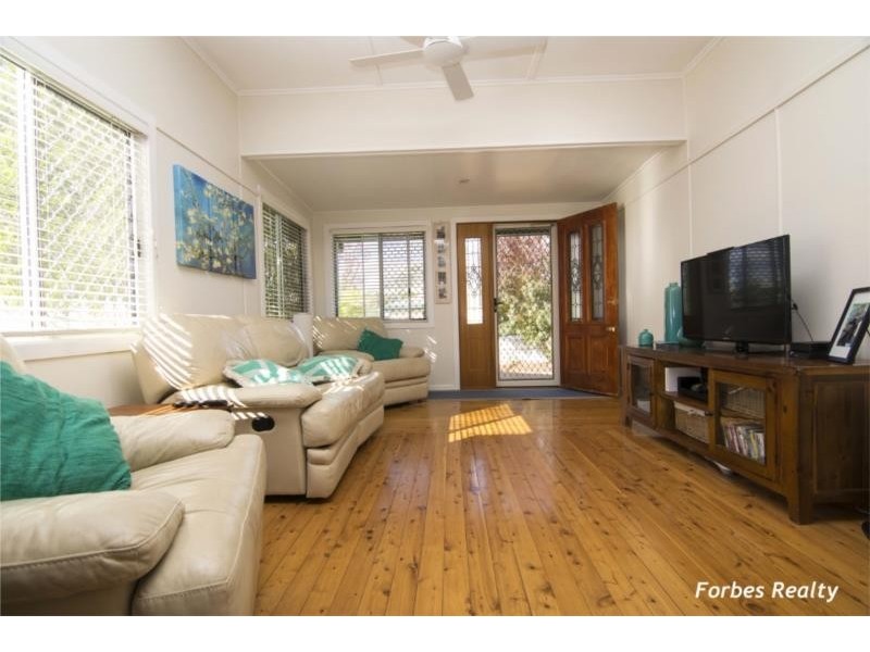 13 Kookaburra Street, Dalby QLD 4405