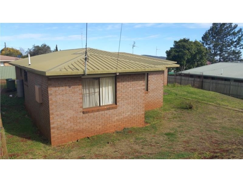 38 Redwood Street, Glenvale QLD 4350
