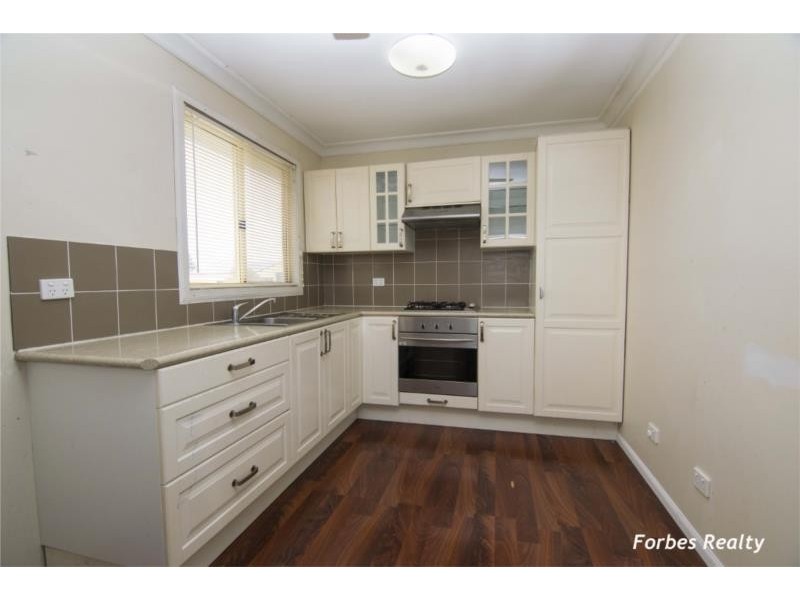 24 Millbrook Court, Dalby QLD 4405