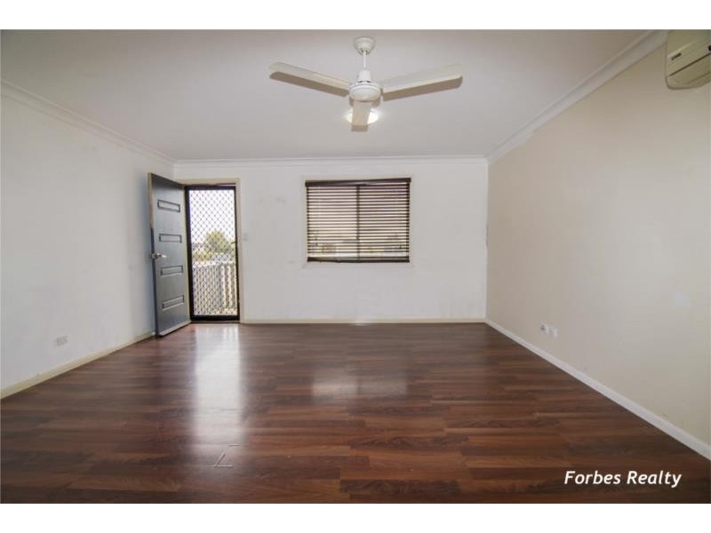 24 Millbrook Court, Dalby QLD 4405