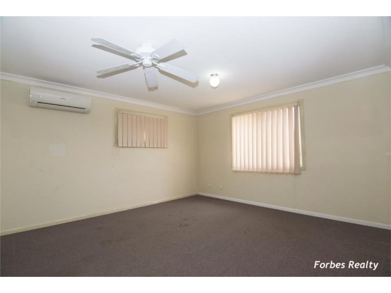 24 Millbrook Court, Dalby QLD 4405
