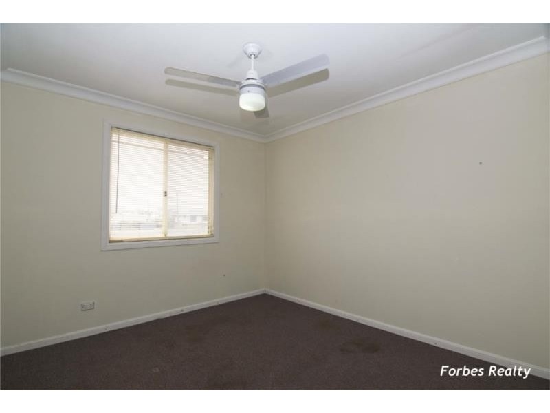 24 Millbrook Court, Dalby QLD 4405