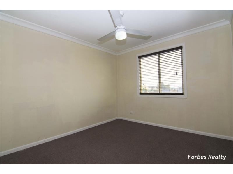 24 Millbrook Court, Dalby QLD 4405