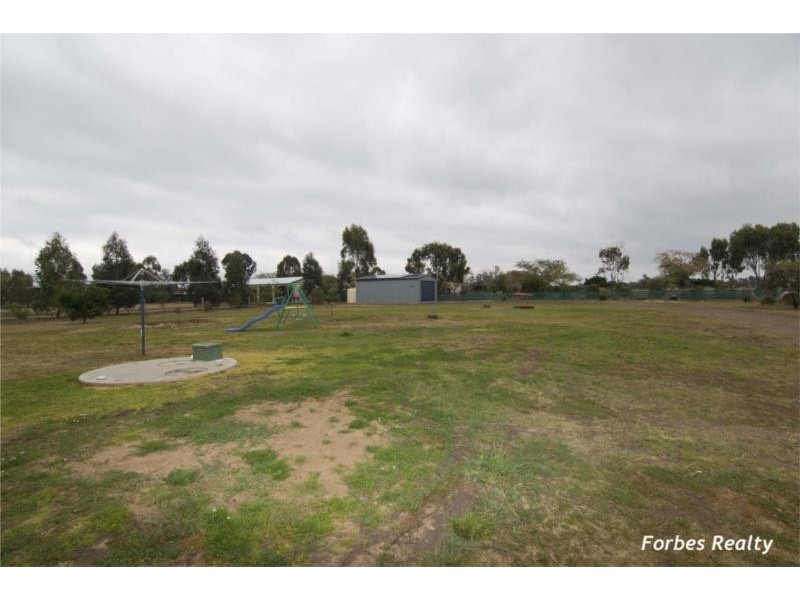 24 Millbrook Court, Dalby QLD 4405