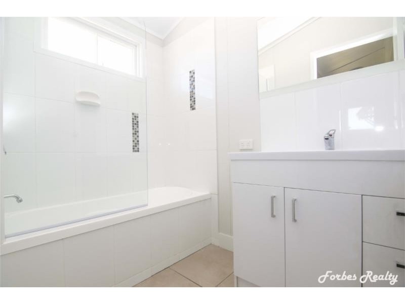 6 Ellen Street, Dalby QLD 4405
