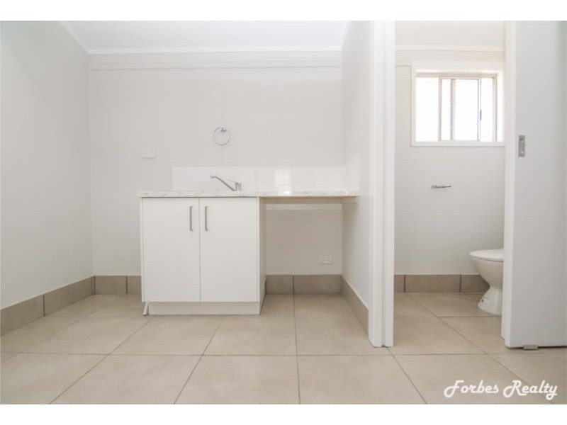 6 Ellen Street, Dalby QLD 4405
