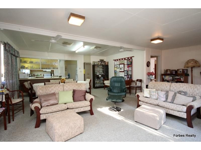 128 Edward Street, Dalby QLD 4405