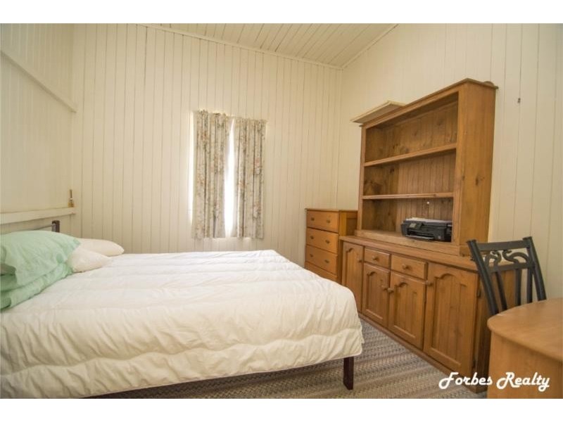 1 Dan Street, Dalby QLD 4405