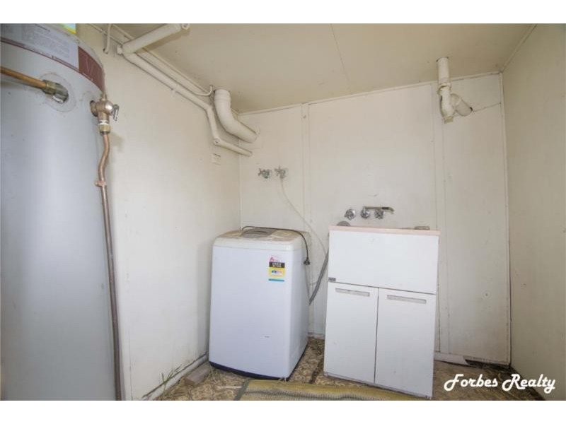 1 Dan Street, Dalby QLD 4405