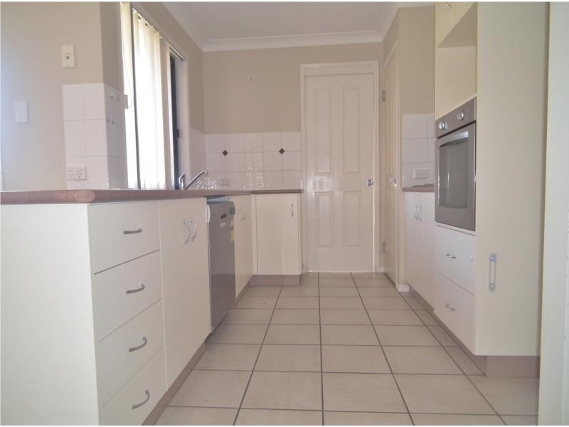 31 Drury Street, Dalby QLD 4405