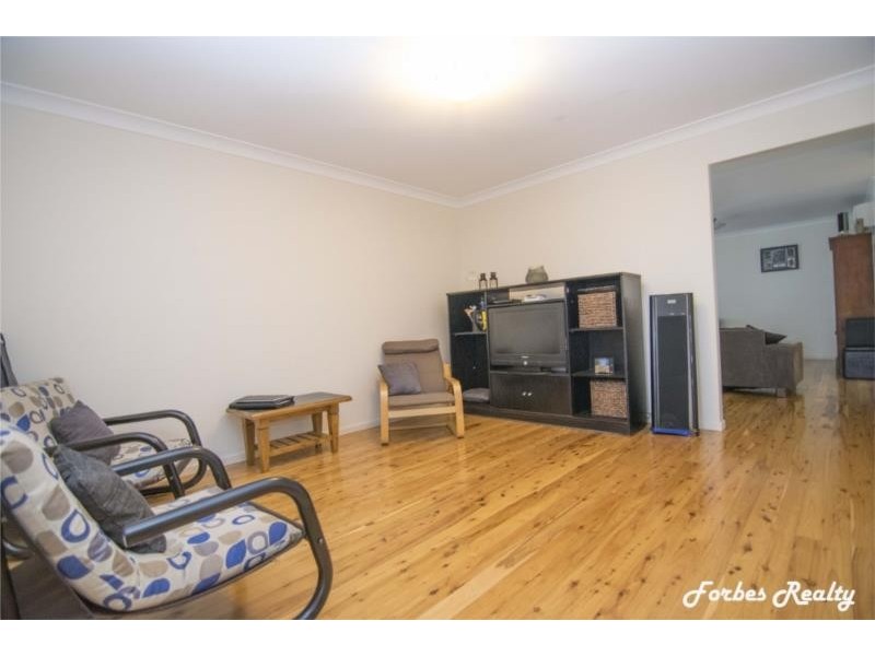 1 Glen Eagles Drive, Dalby QLD 4405