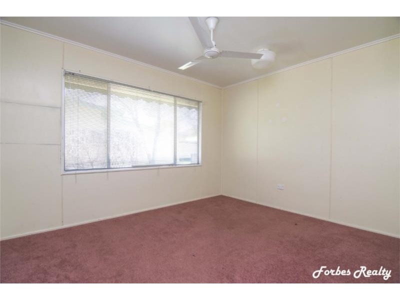 59 Charles Street, Dalby QLD 4405