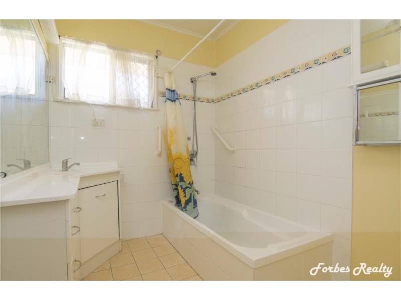 59 Charles Street, Dalby QLD 4405