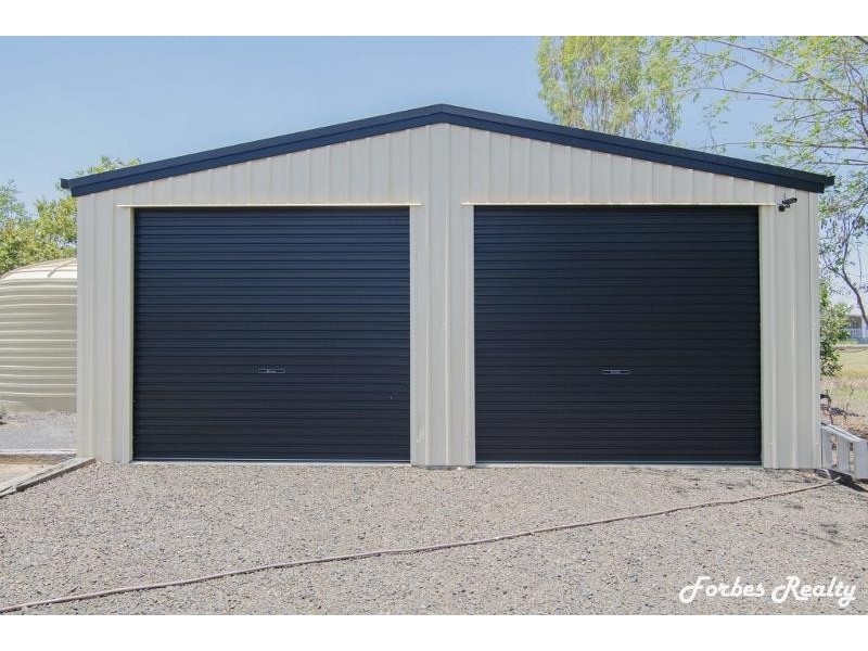 37 Southern Cross Drive, Dalby QLD 4405