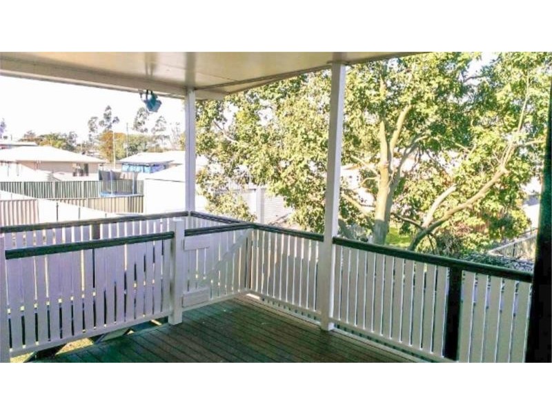 85 Curtis Street, Dalby QLD 4405