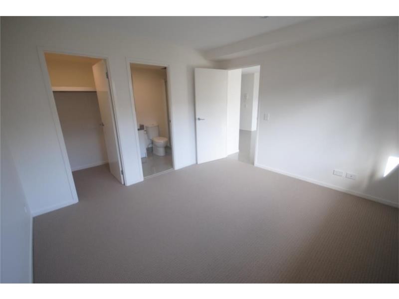 1/36 Hall Street, Northgate QLD 4013