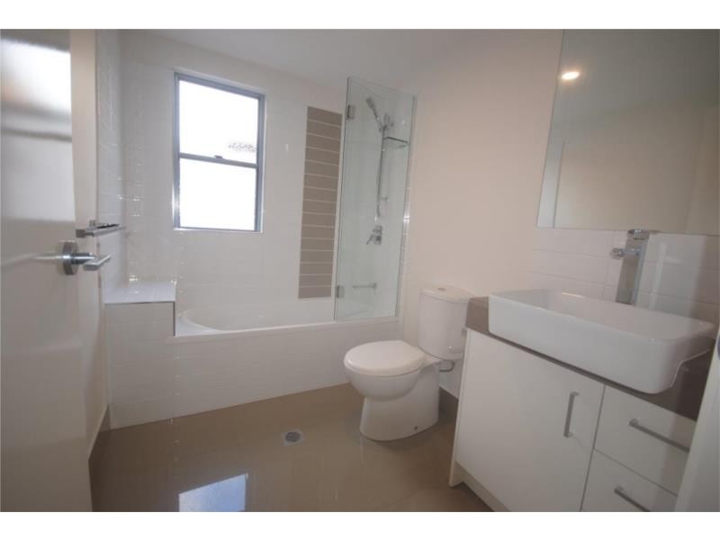 1/36 Hall Street, Northgate QLD 4013