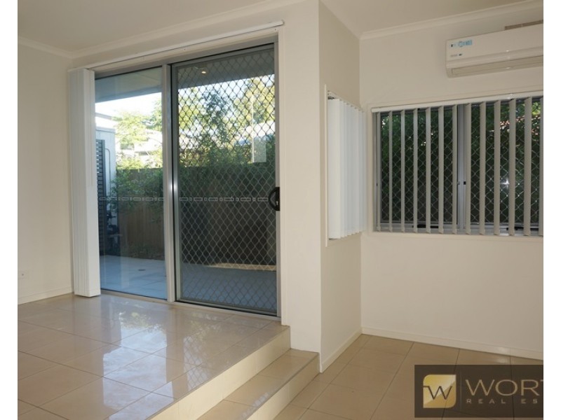 2/34 Bridgewater Street, Morningside QLD 4170