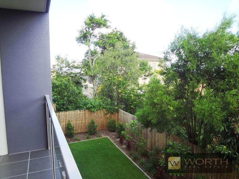 Wavell Heights QLD 4012