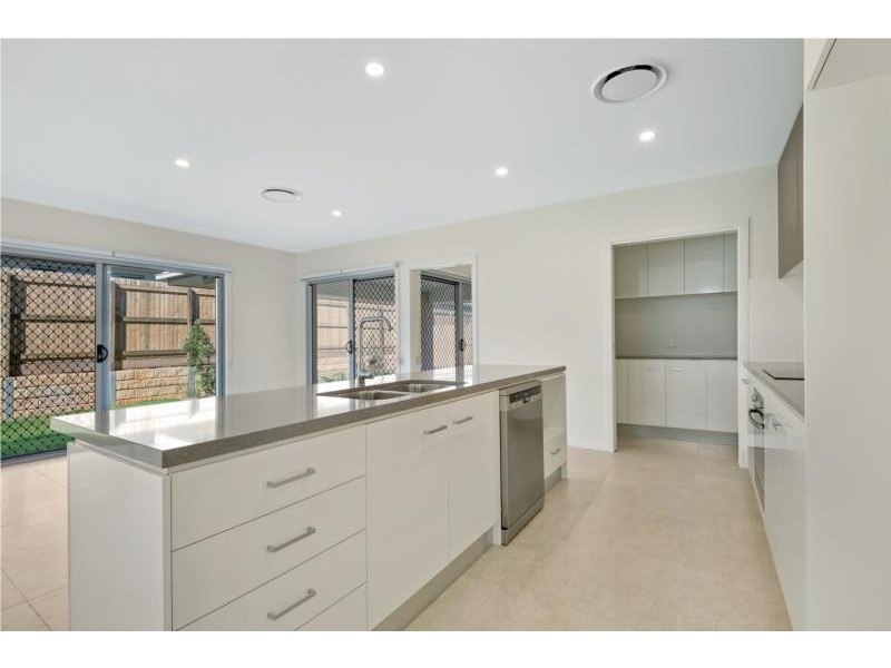 5 Coolock Place, Nudgee QLD 4014