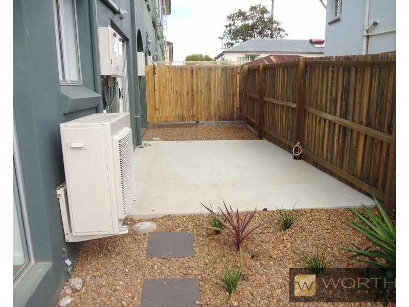 9/11 Le Geyt Street, Windsor QLD 4030