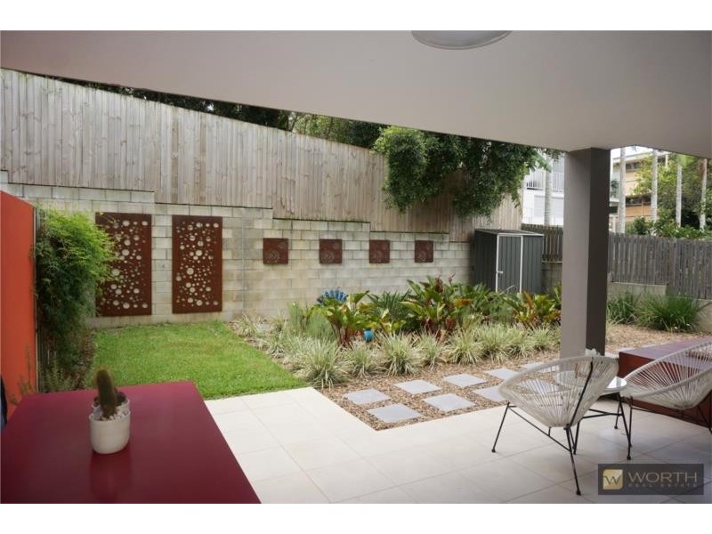 4/57 Collins Street, Nundah QLD 4012