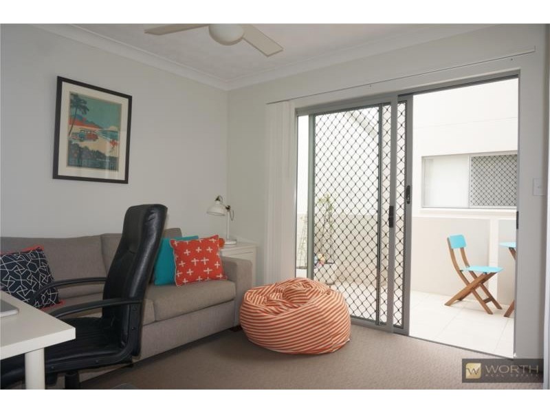 4/57 Collins Street, Nundah QLD 4012