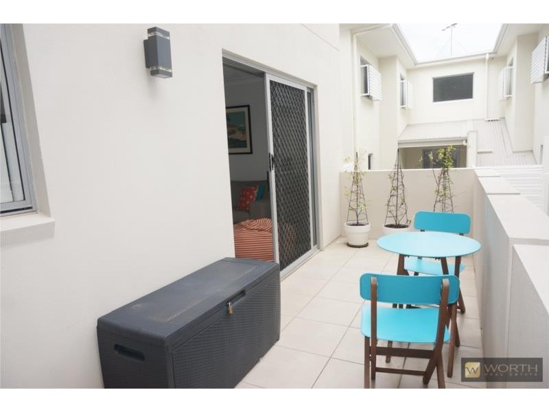 4/57 Collins Street, Nundah QLD 4012