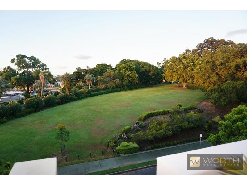 20/1 Newstead Avenue, Newstead QLD 4006