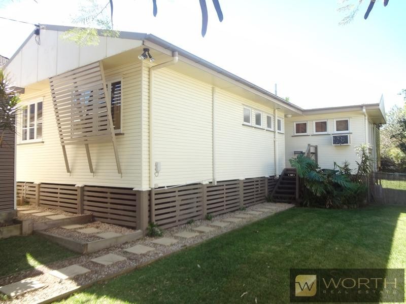 Wavell Heights QLD 4012