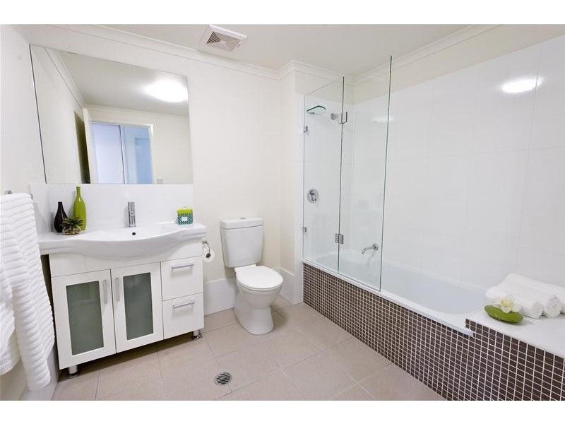 303/1 Kingsmill Street, Chermside QLD 4032