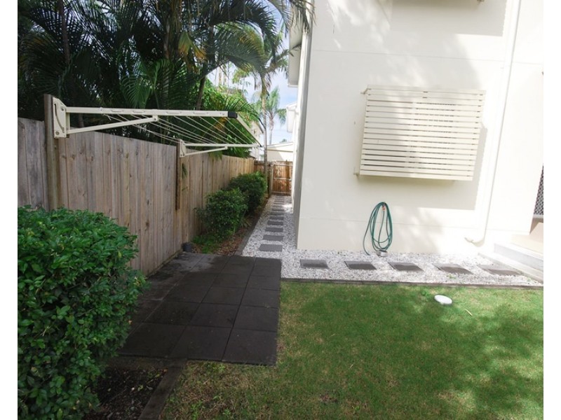 2/70 Killeen Street, Nundah QLD 4012