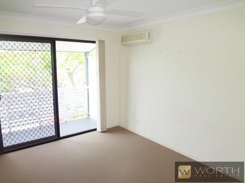 4/50 Halcomb Street, Zillmere QLD 4034