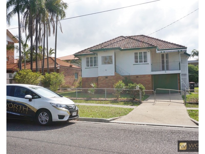 10 Henry Street, Chermside QLD 4032