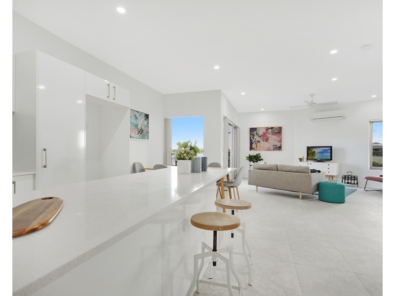 2-4  Amisfield Avenue, Nundah QLD 4012