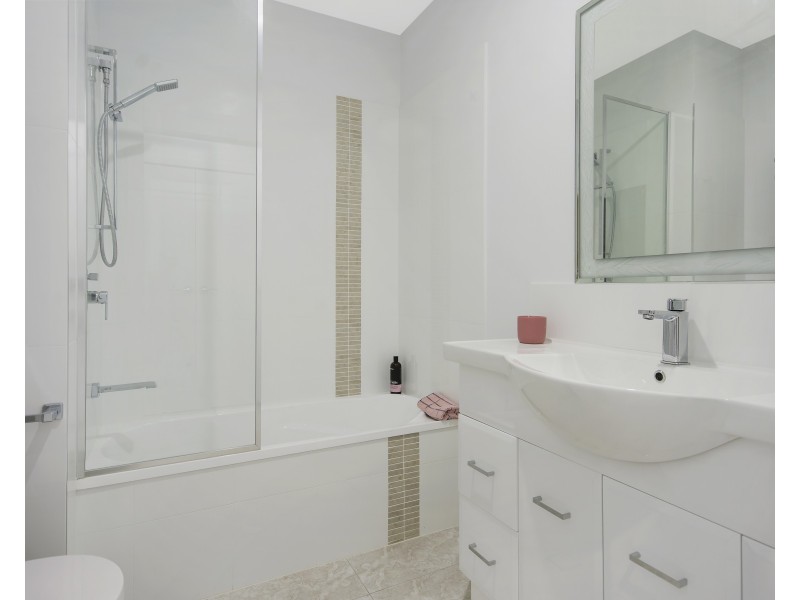 2-4  Amisfield Avenue, Nundah QLD 4012