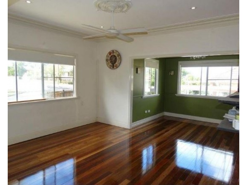 17 Foxton Street, Morningside QLD 4170