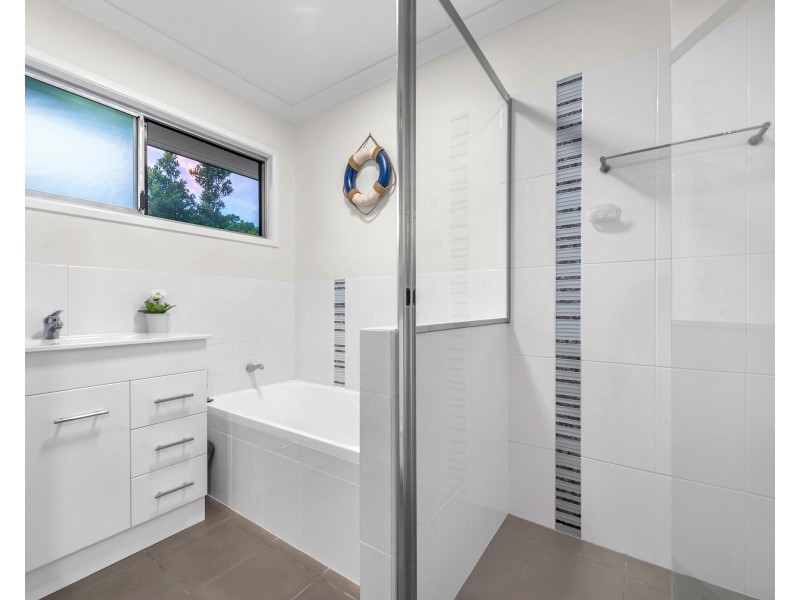 22  Agnew Street, Aspley QLD 4034