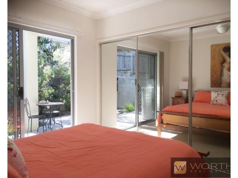 4/51 Collins Street, Nundah QLD 4012