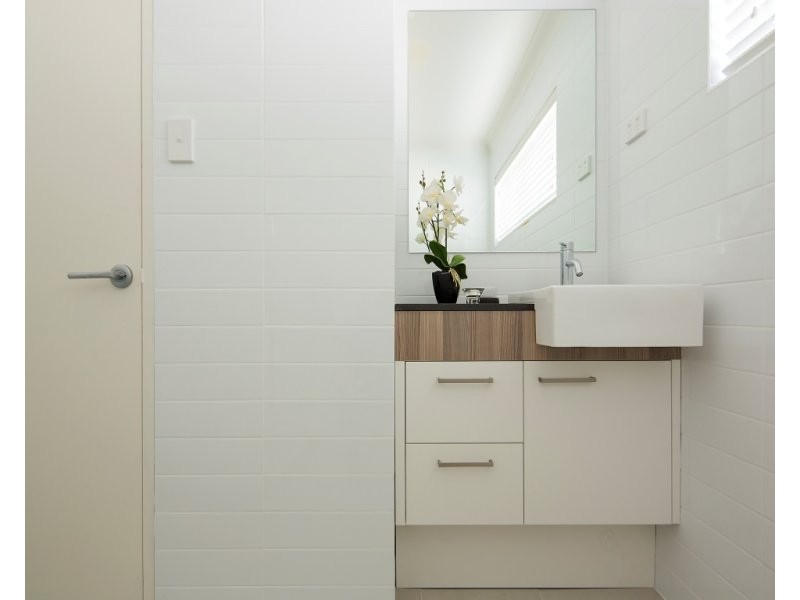 2/49 Hedley Avenue, Nundah QLD 4012