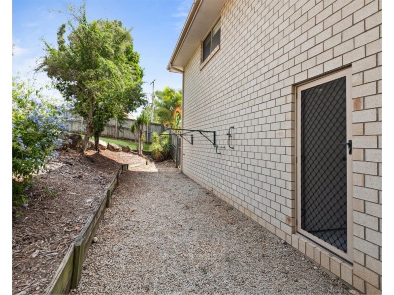 77 Bennetts Road, Everton Hills QLD 4053
