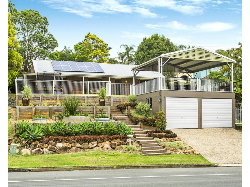 84 Bunya Park  Drive, Eatons Hill QLD 4037