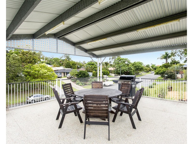 84 Bunya Park  Drive, Eatons Hill QLD 4037